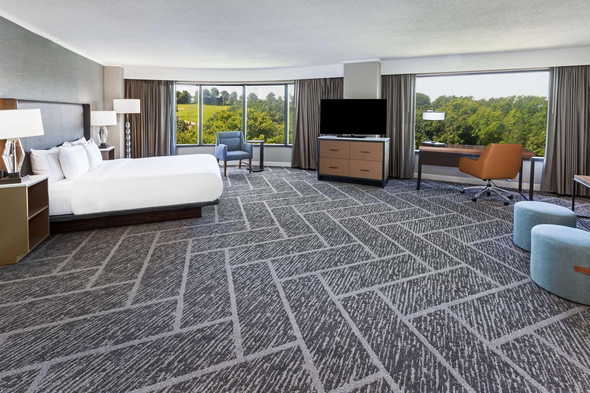 Doubletree By Hilton Tulsa At Warren Place Bagian luar foto